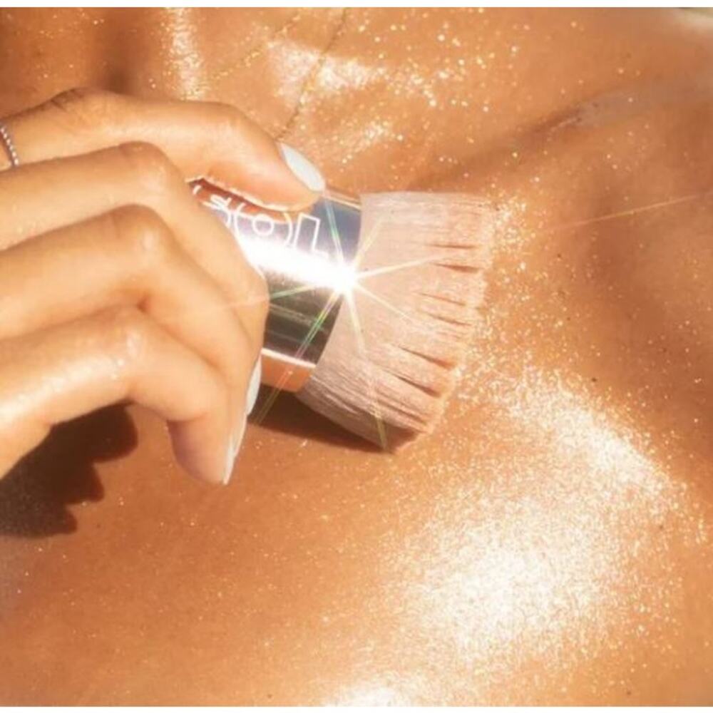 Coloourpop Sol Body Angled Body Kabuki Brush - NEW
